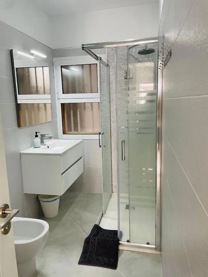 Modern Apartment In Los Cristianos Arona   Arona (Tenerife)